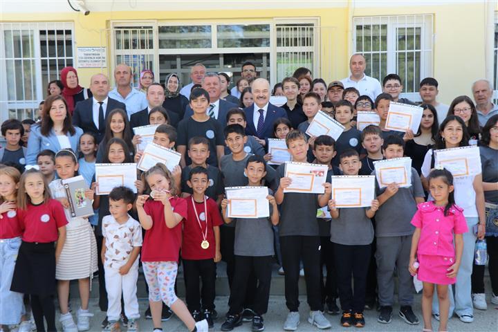 İlçemizde Karne Heyecanı Yaşandı